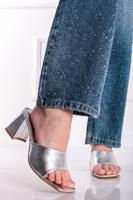 Stříbrné pantofle na hrubém podpatku Fiona