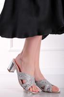 Stříbrné pantofle na hrubém podpatku Penelope