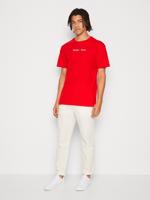 Tommy Jeans pánské červené triko - XXL (XNL)