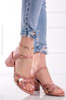 Růžové sandály na hrubém podpatku Erola