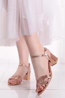 Růžovozlaté sandály na hrubém podpatku Nalany
