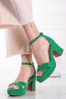Zelené sandály na hrubém podpatku 5-28318