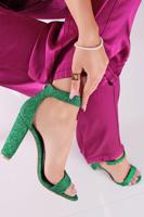 Zelené sandály na hrubém podpatku Saverie